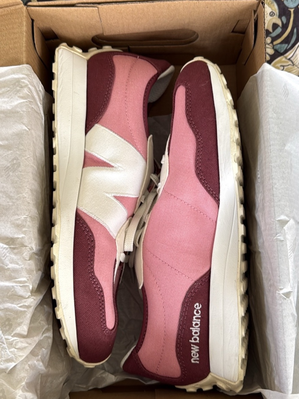 New Balance Women's Pink & Burgundy Retro Runner Sneakers